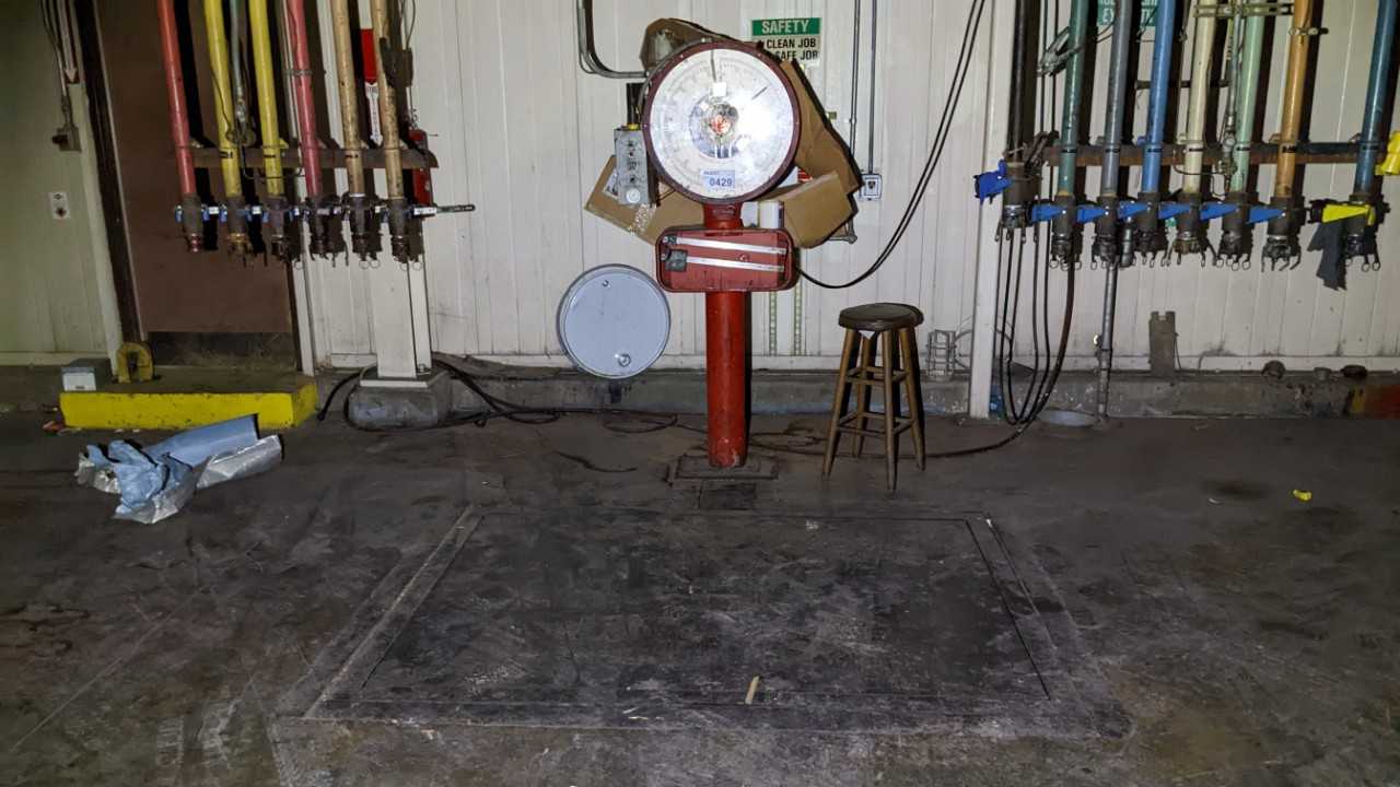 CARDINAL FLOOR MOUNT2000 LBS SCALE, EXPLOSION PROOF - PLANT & FACILITY