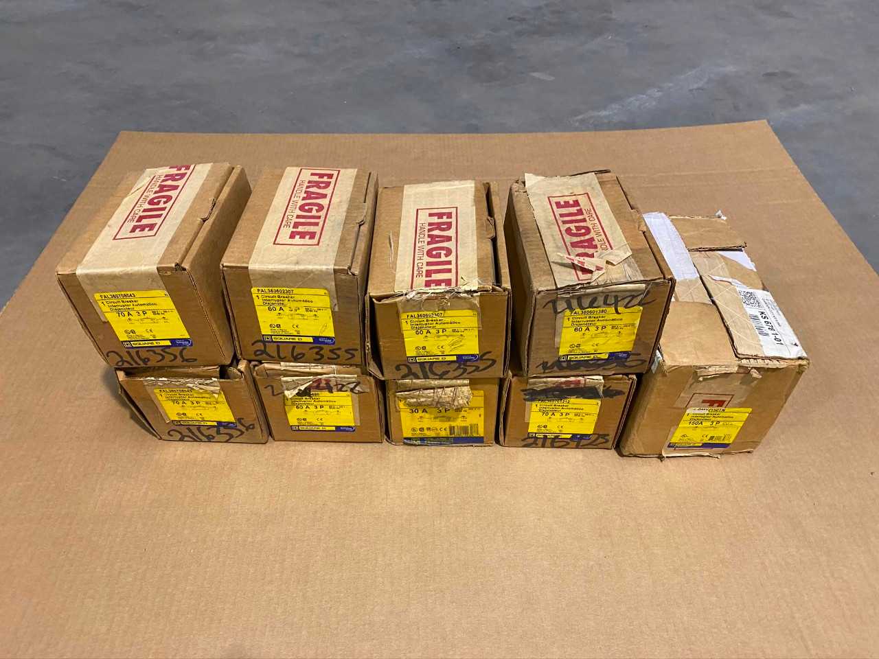1 PALLET OF ASSORTED SQUARE D CIRCUIT BREAKERS - CIRCUIT BREAKERS