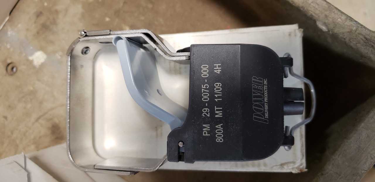 Pallet of Faulted Circuit Indicators - CIRCUIT BREAKERS