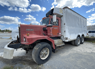 1980 KENWORTH STRAIGHT CARGO TRUCK - NO TITLE AVAILABLE - BOX TRUCKS