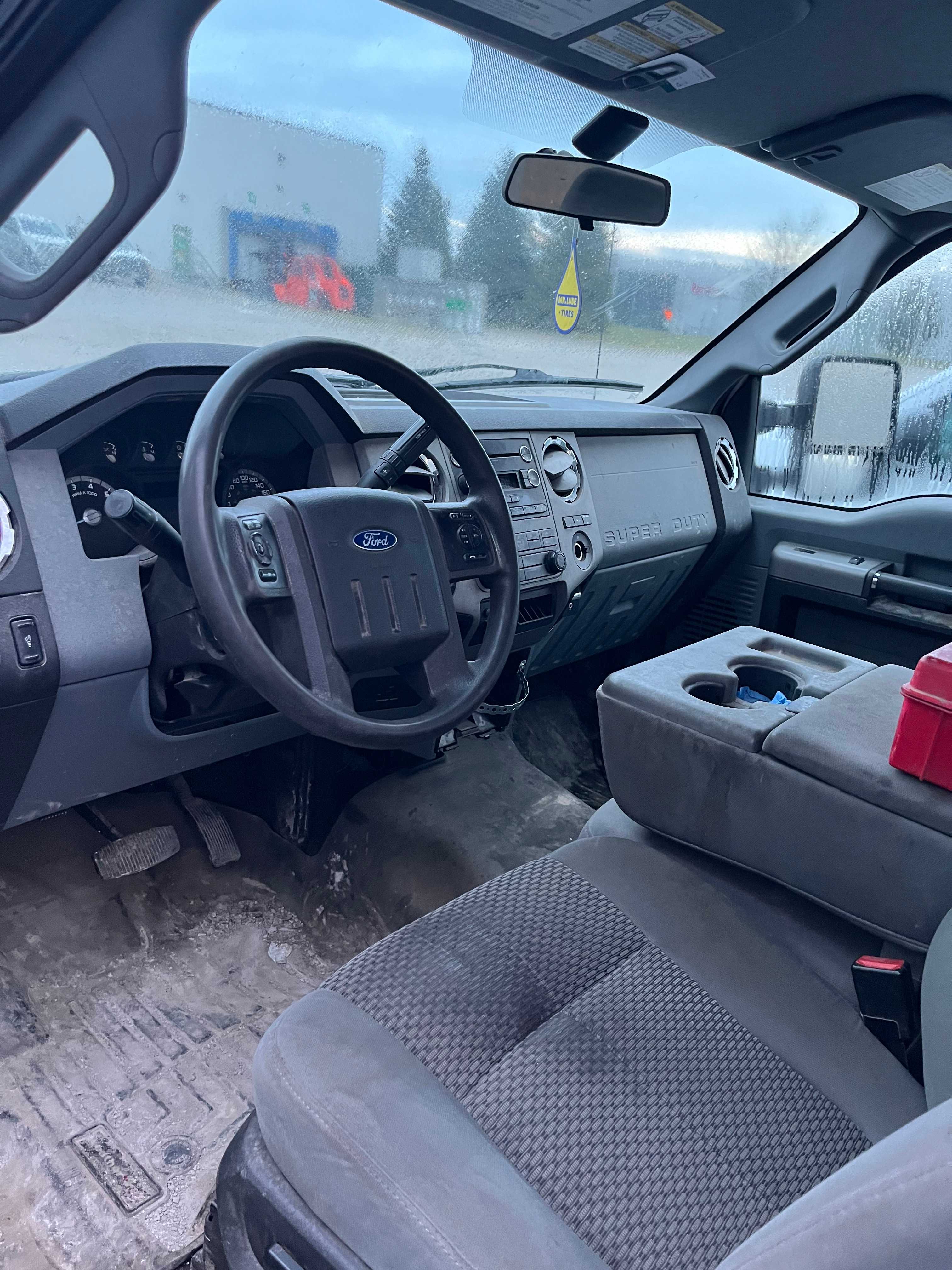 2016 - FORD - F-250 - PICKUP TRUCK - HYDRO EXCAVATOR TRUCKS