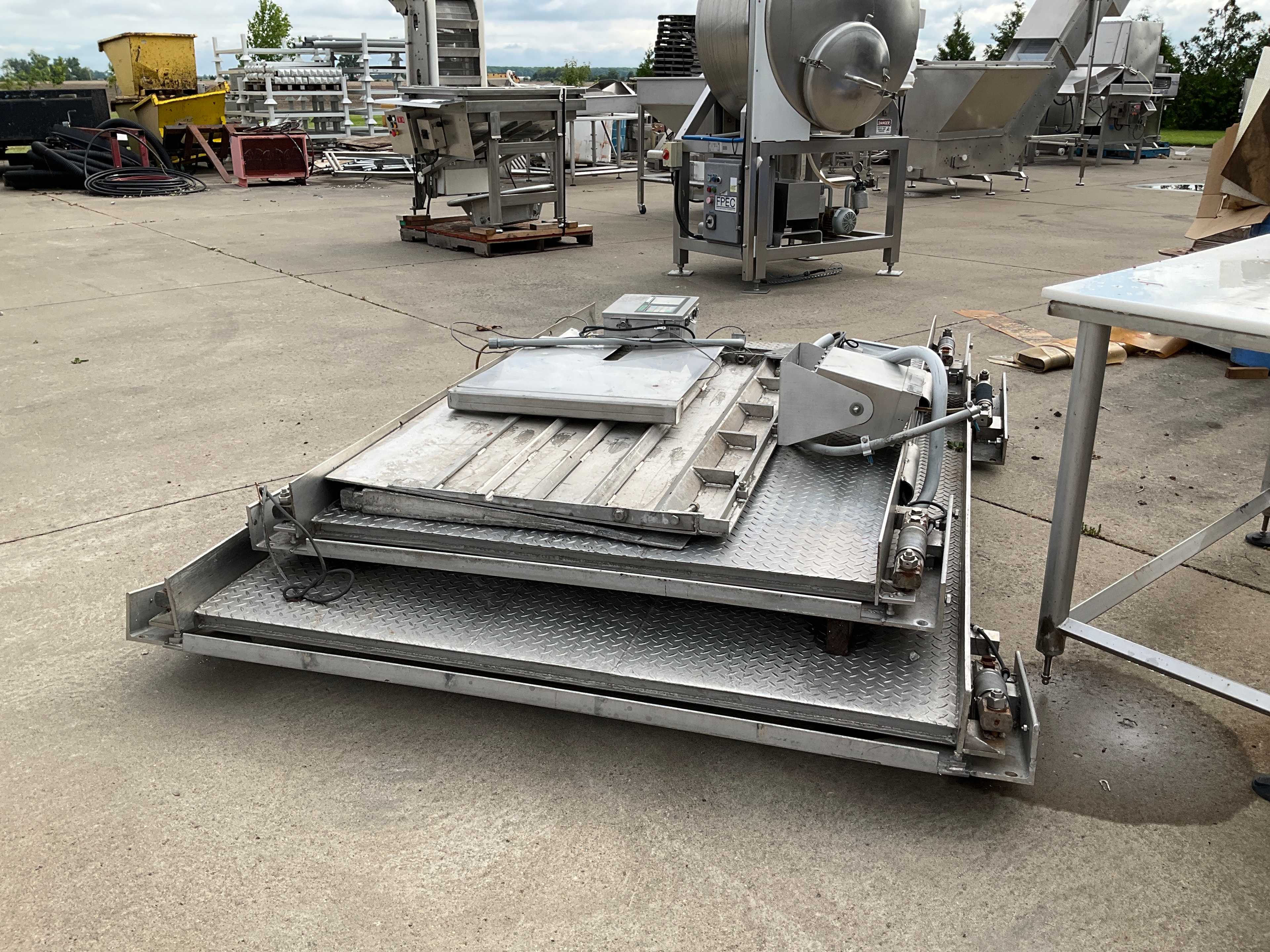 QTY 2- TOLEDO BBS-10116 SCALE - CHECKWEIGHERS