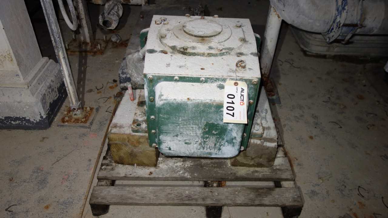 LIGHTNIN Y403 3HP 38.8:1 MOTOR MIXER DRIVE - ELECTRIC MOTORS
