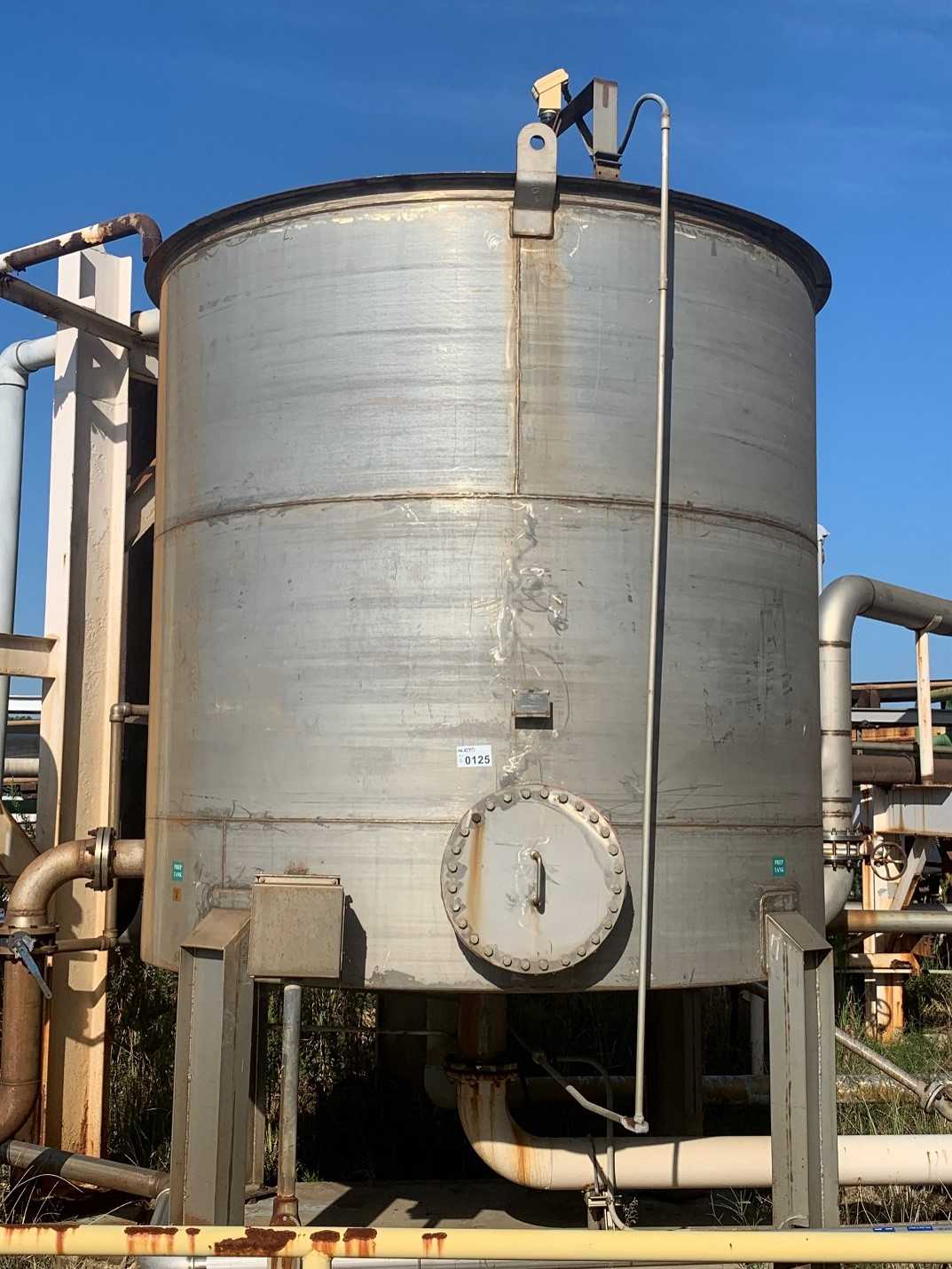 Stainless Steel Tank - PROCESS EQUIPMENT Stainless Steel Tank - PROCESS EQUIPMENT