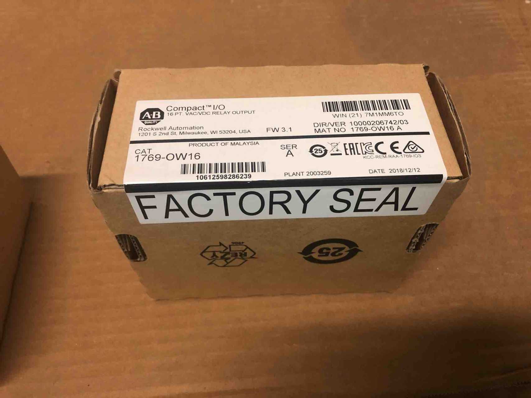 Allen-Bradley 1769-OW16 CompactLogix Module - INDUSTRIAL PARTS