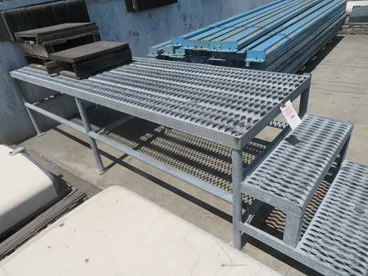 Metal Step - MISCELLANEOUS