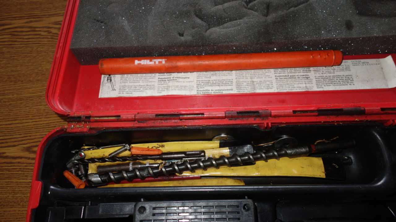 HILTI TE10A CORDLESS ROTARY HAMMER DRILL - ELECTRIC POWER TOOLS