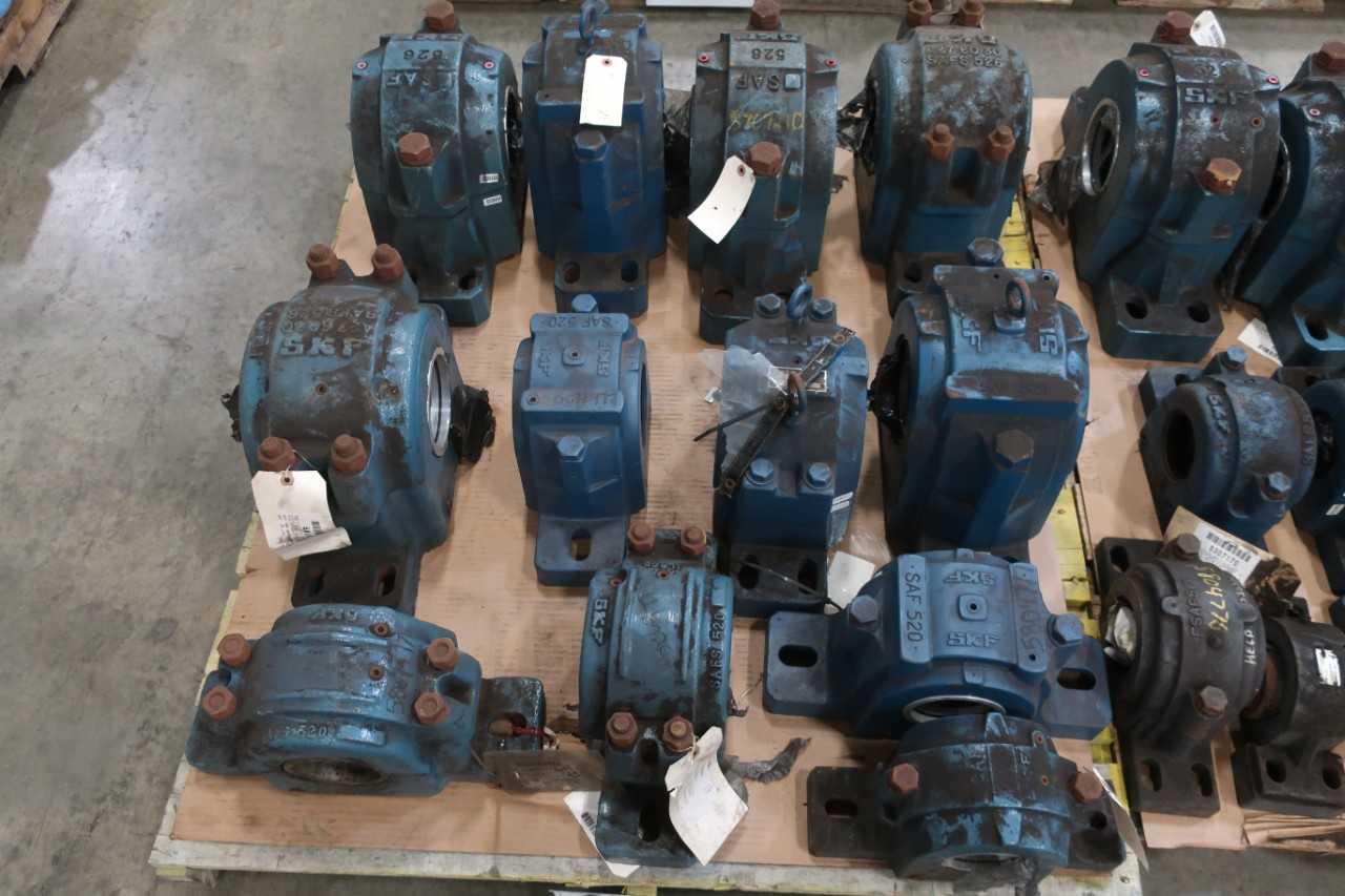 2 PALLETS OF ASSORTED PILLOW BLOCK BEARING HOUSING - BEARINGS