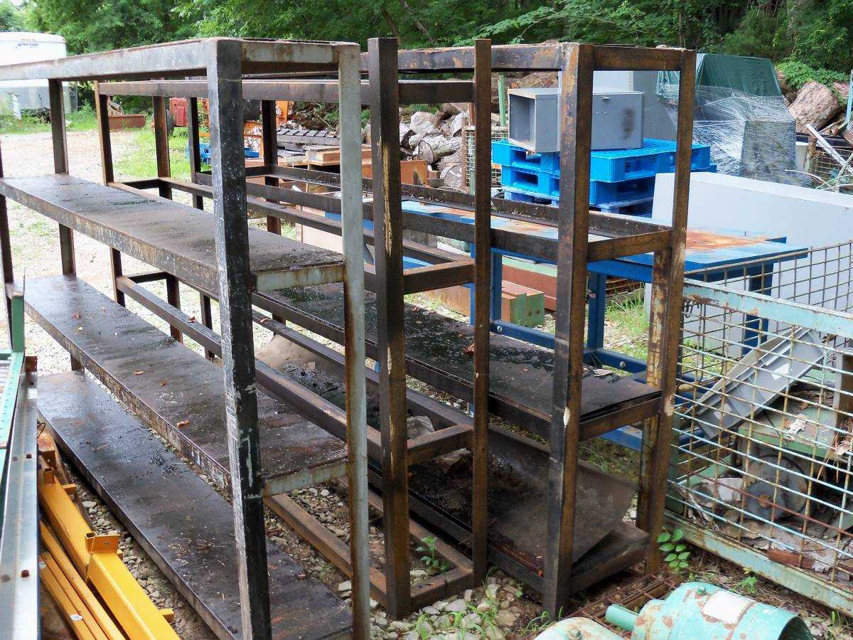 Lot of 3 Welded Steel Shelves - SHELVING Lot of 3 Welded Steel Shelves - SHELVING