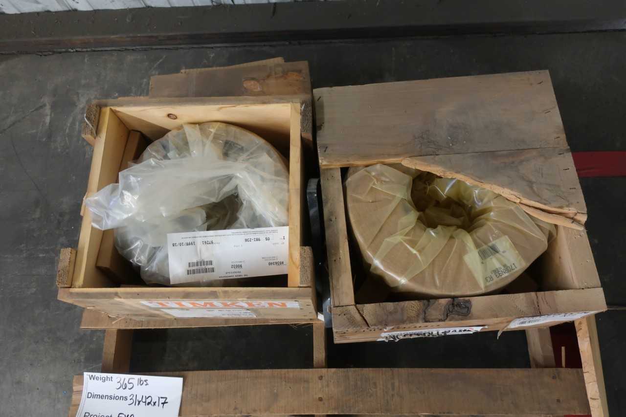 LOT OF 2 ROLLER BEARINGS - BEARINGS