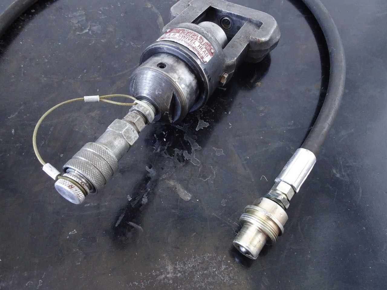 Thomas & Betts Hydraulic Swivel Head crimper - ELECTRIC POWER TOOLS