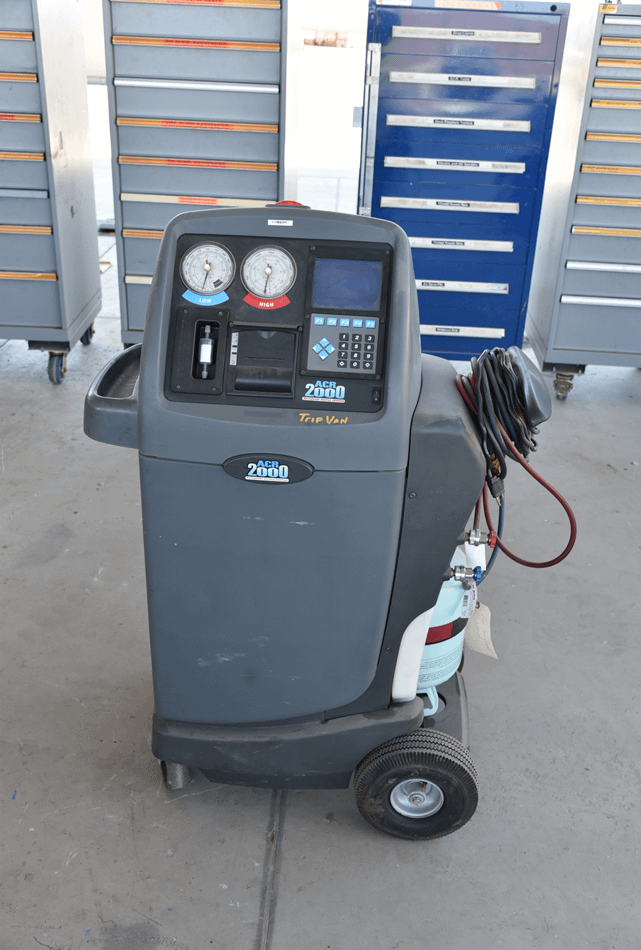 Robinair A/C Machine - MISCELLANEOUS