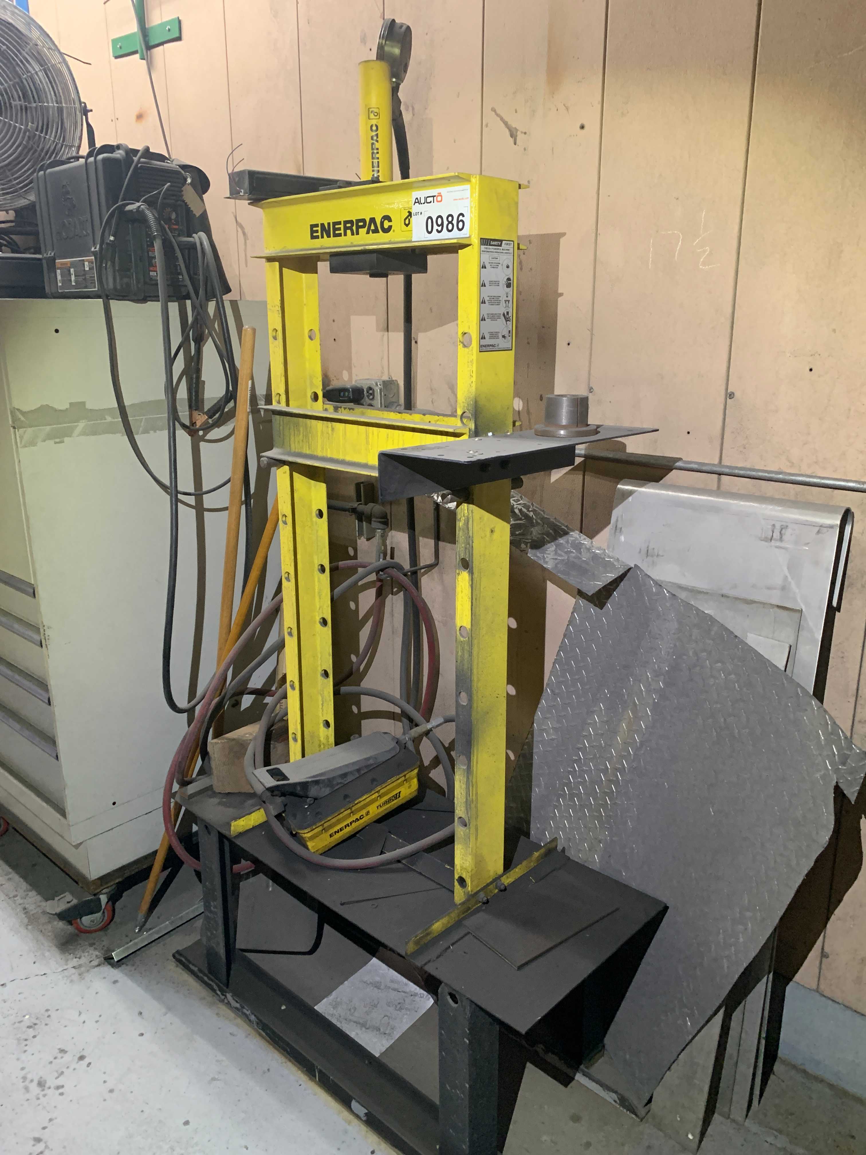 HYDRAULIC SHOP PRESS - SHOP PRESSES