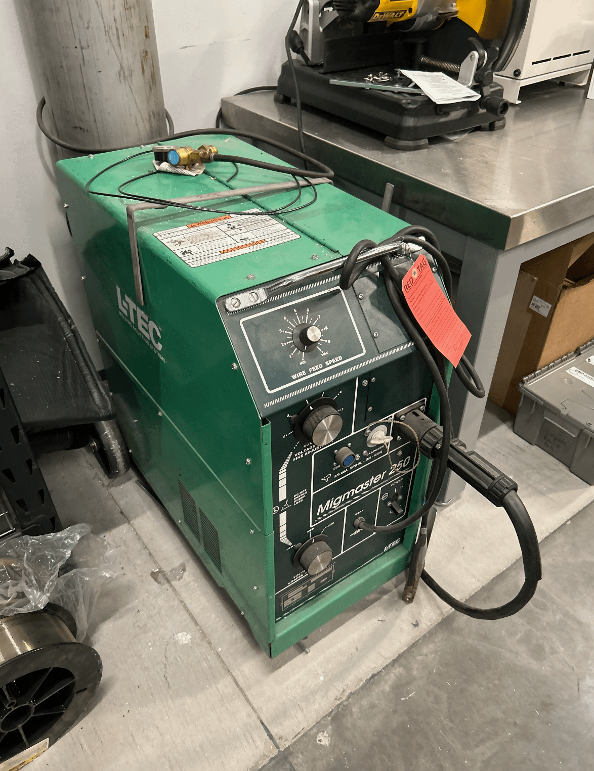 L-TEC MIGMASTER 250 MIG WELDER