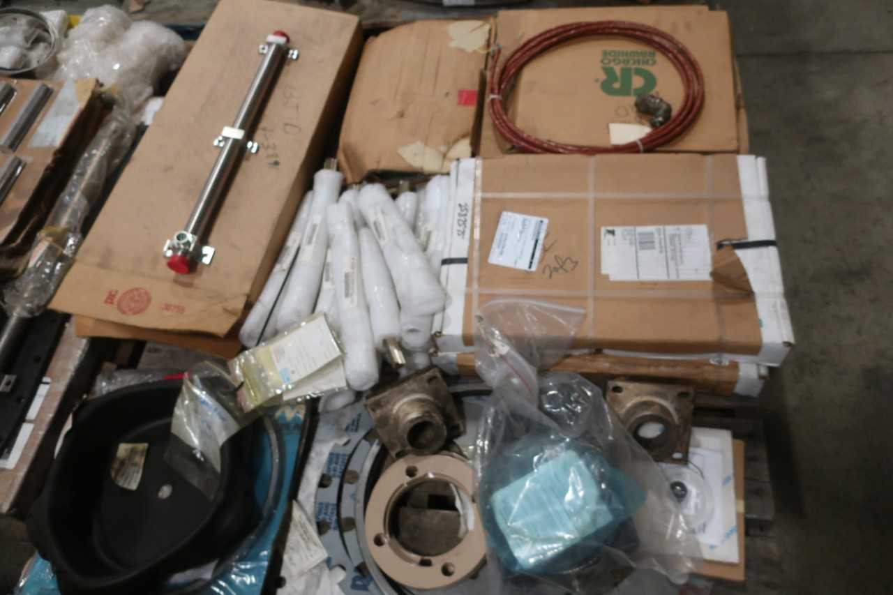 9 PALLETS OF ASSORTED EQUIPMENT VALVE PARTS POWER TRANSMISSION PUMP PARTS - VALVES