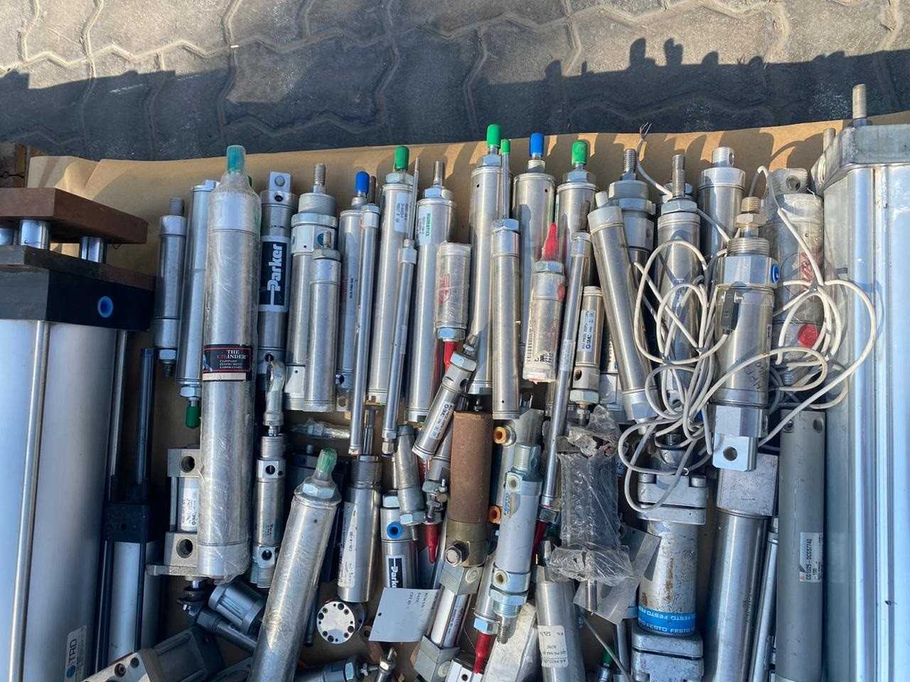 2 PALLETS OF ASSORTED PNEUMATICS - PNEUMATIC PARTS