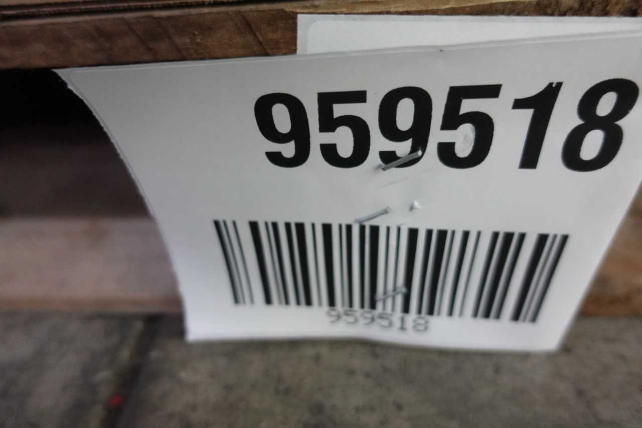PALLET OF KITZ MANUAL GATE VALVES, ASSORTED SIZES - VALVES