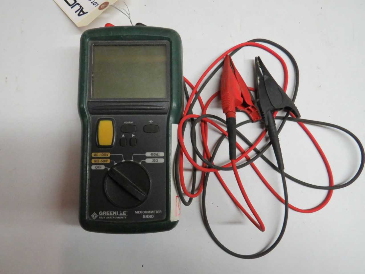 GREENLEE TEST INSTRUMENTS MEGOHMETER 5880 - ELECTRIC POWER TOOLS