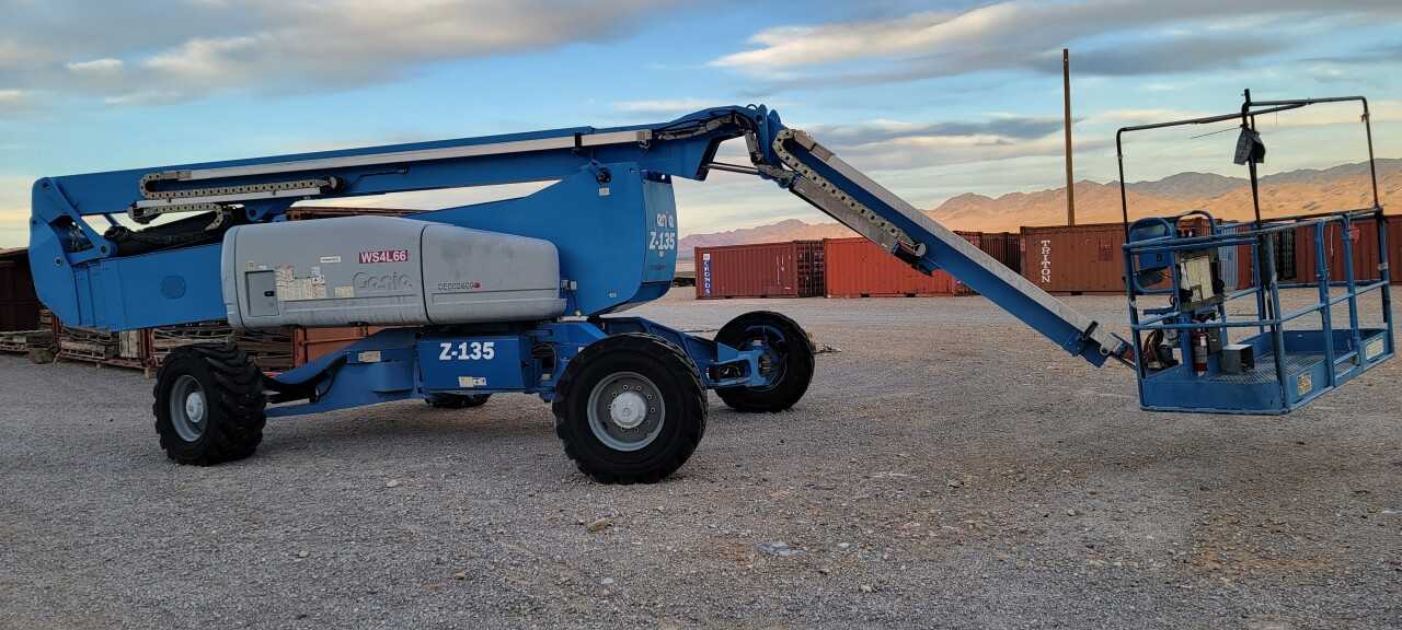 2012 Genie Z-135/70 Articulating Boom Lift - MISCELLANEOUS