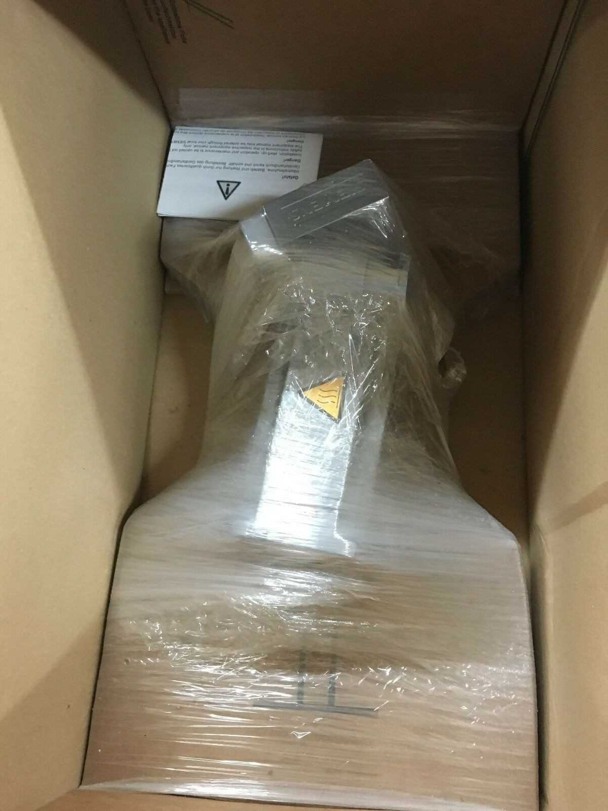 NEW IN BOX SIEMENS SERVO MOTOR 1FT7034-1AK71-1DG1 - SERVO