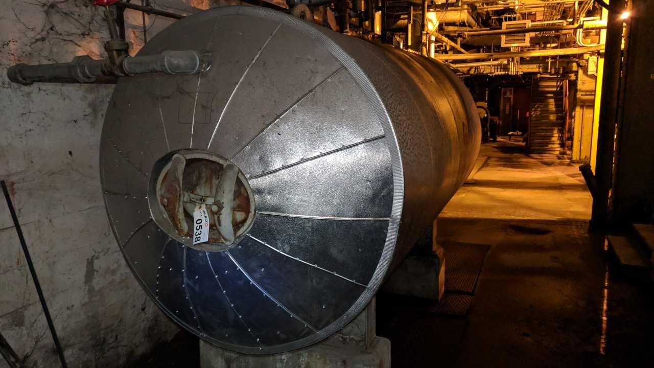 750 GALLON WATER TANK - PROCESS EQUIPMENT 750 GALLON WATER TANK - PROCESS EQUIPMENT