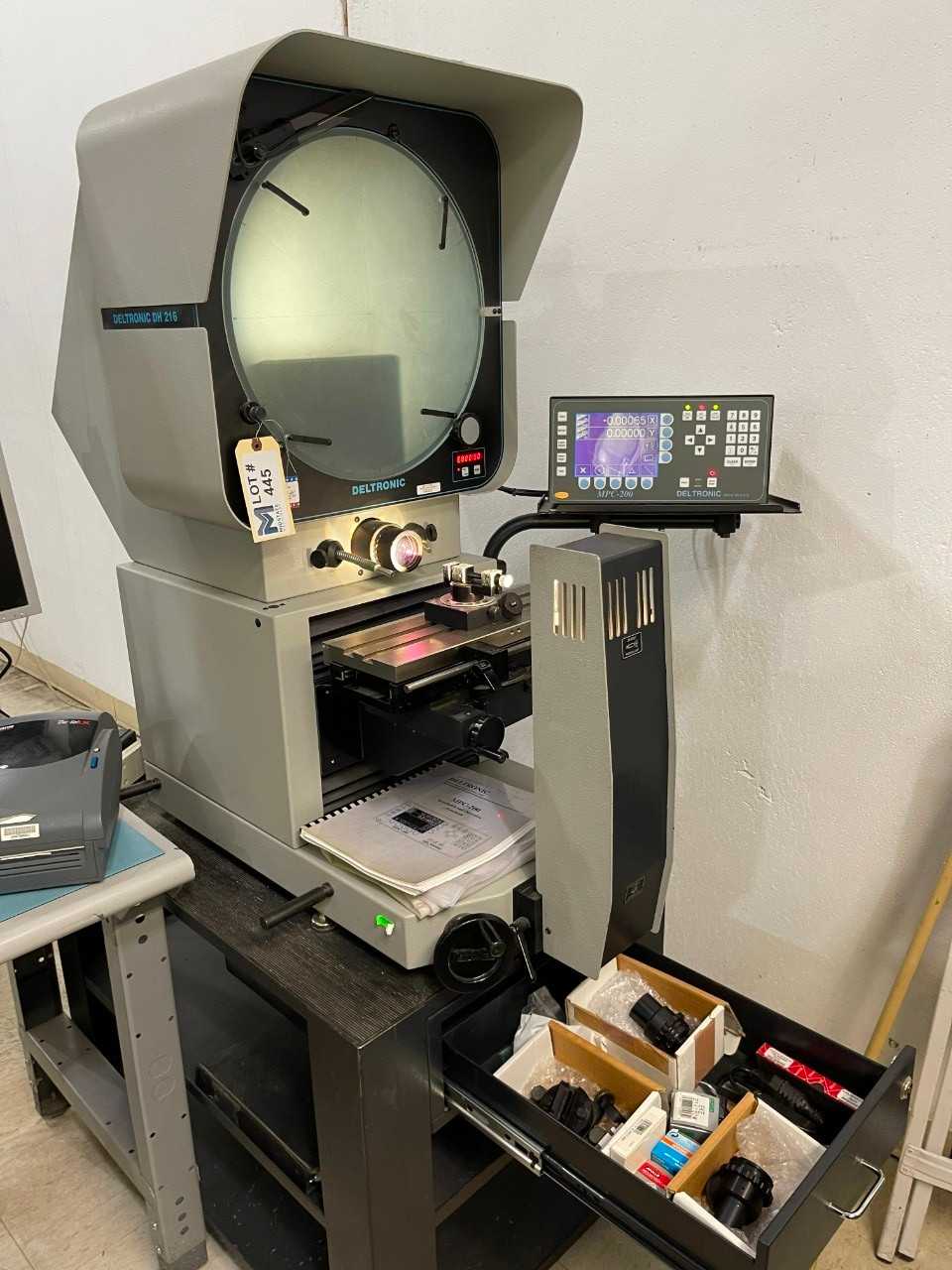 Deltronics DH 216 Optical Comparitor - PROCESS EQUIPMENT