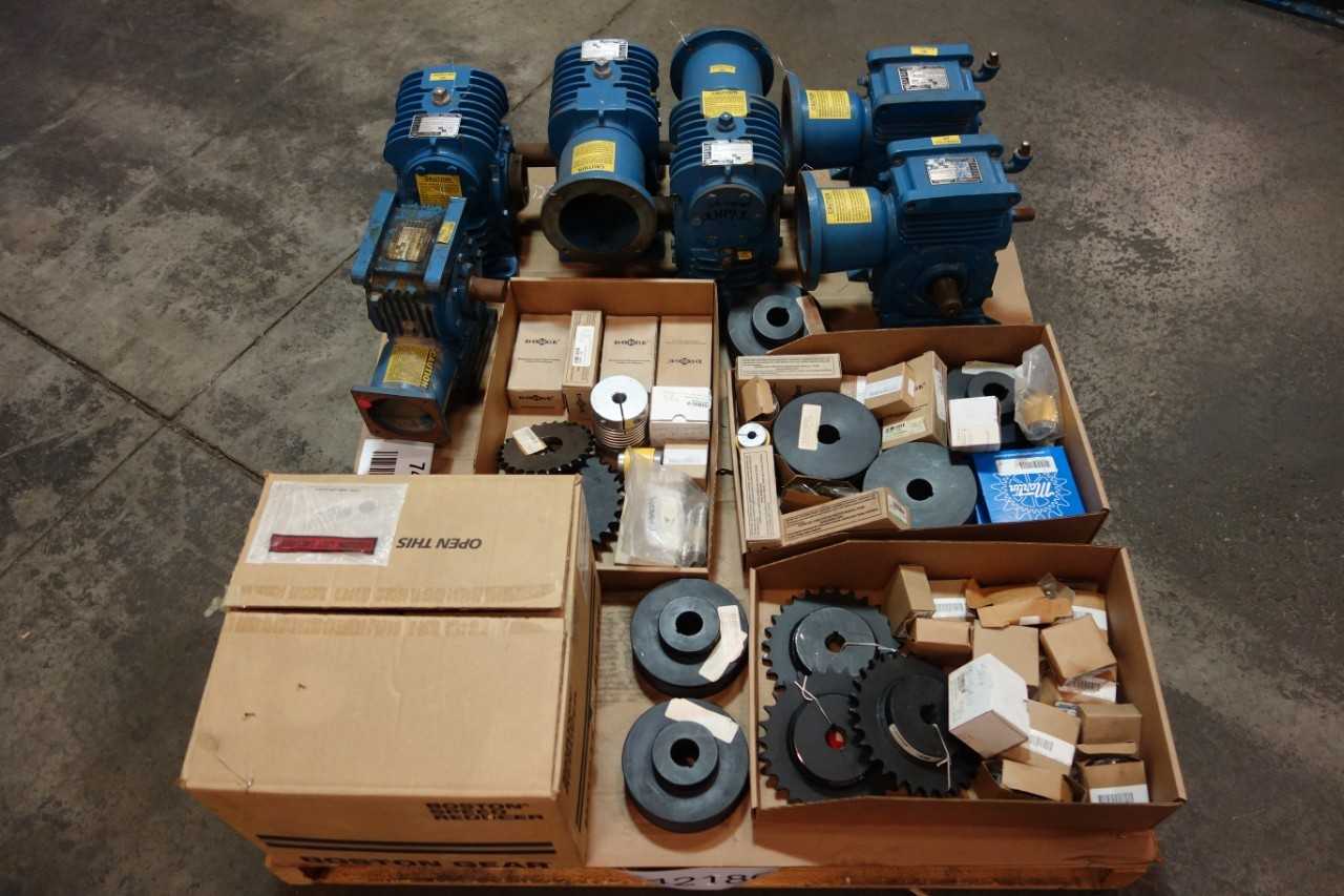 1 PALLET OF ASSORTED RIGHT ANGLE GEAR REDUCERS, BEARINGS, SPROCKETS, COUPLINGS, BUSHINGS- TEXTRON, DODGE, BALDOR - GEAR REDUCERS 1 PALLET OF ASSORTED RIGHT ANGLE GEAR REDUCERS, BEARINGS, SPROCKETS, COUPLINGS, BUSHINGS- TEXTRON, DODGE, BALDOR - GEAR REDUCERS