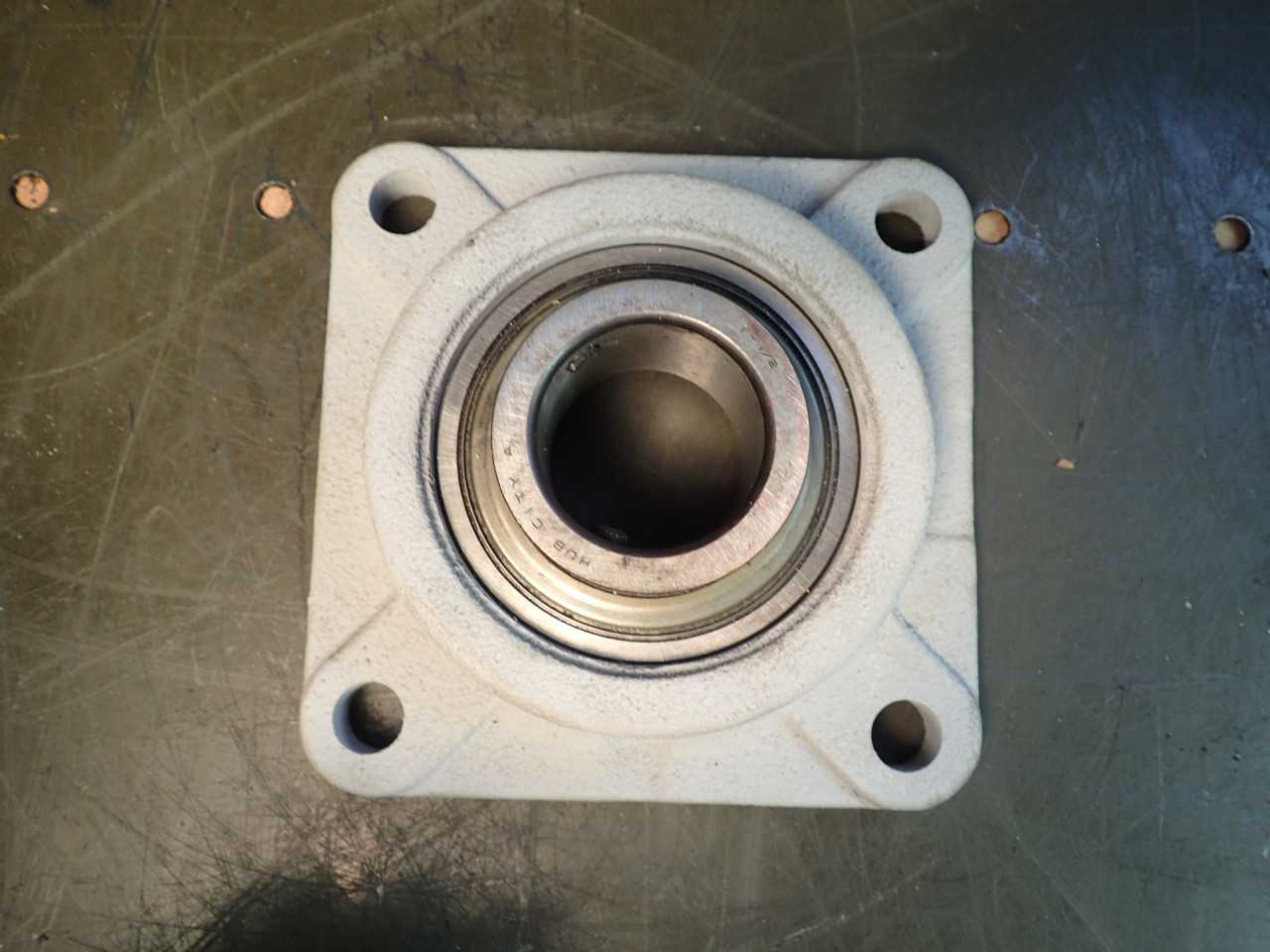 Hub City, 1-1/2" Bore, 4-Bolt Flange Bearing: 1002-02418 FB250x1-1/2 - BEARINGS