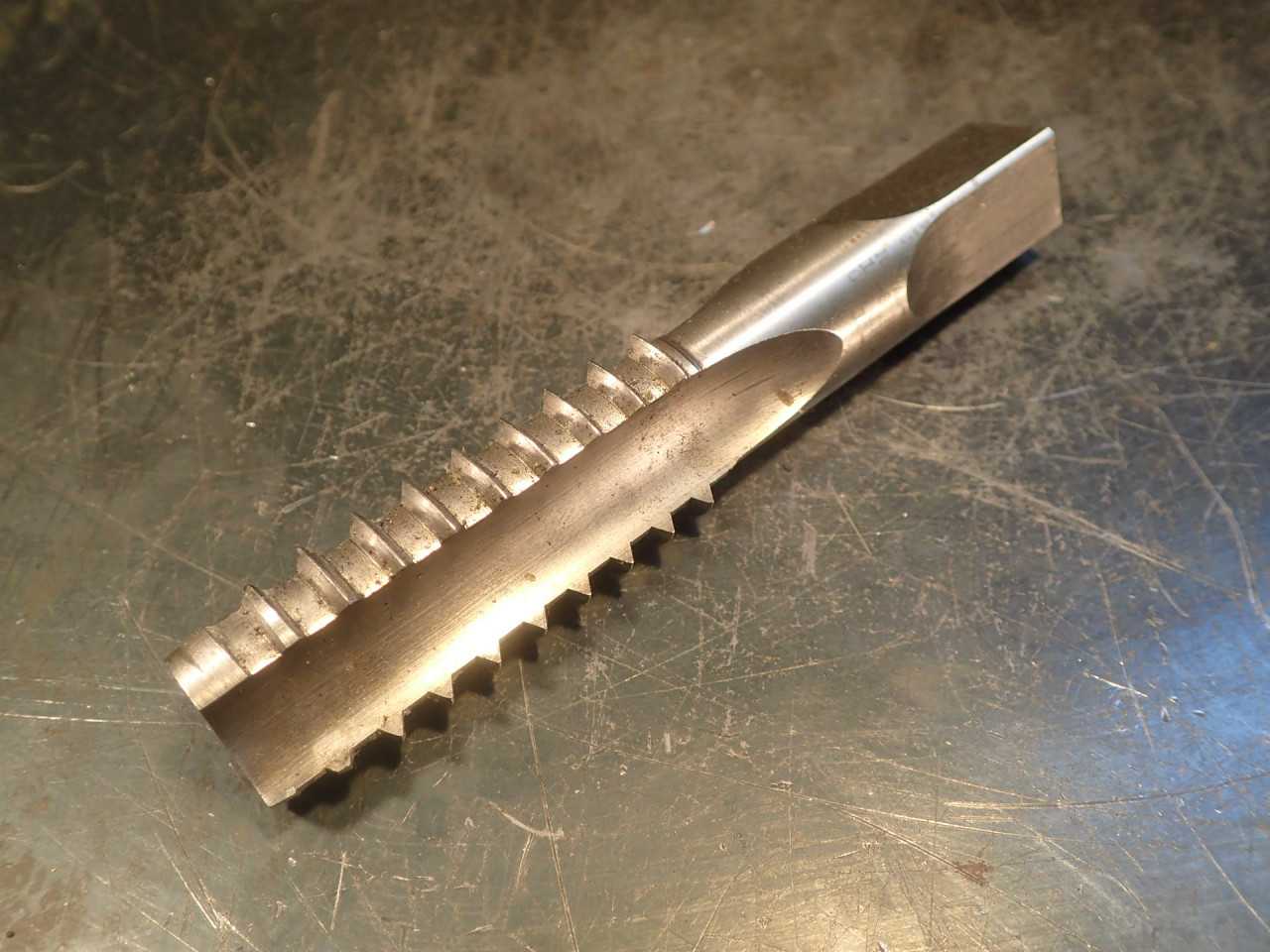 Regal Beloit 1" -8 NC Interrupted Hand Thread Tap GH4 3-Flute 2-1/2" Long Flutes - MACHINING ACCESSORIES & TOOLING
