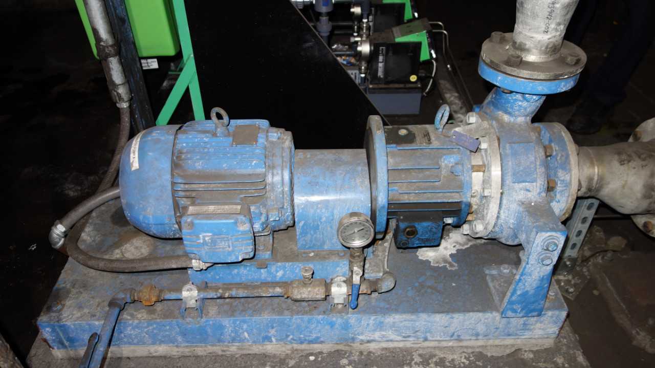 LOT OF 5 PUMPS, 4X ENVIRONAMICS VIT-500, 1X SPLIT CASE - SPLIT CASE PUMP