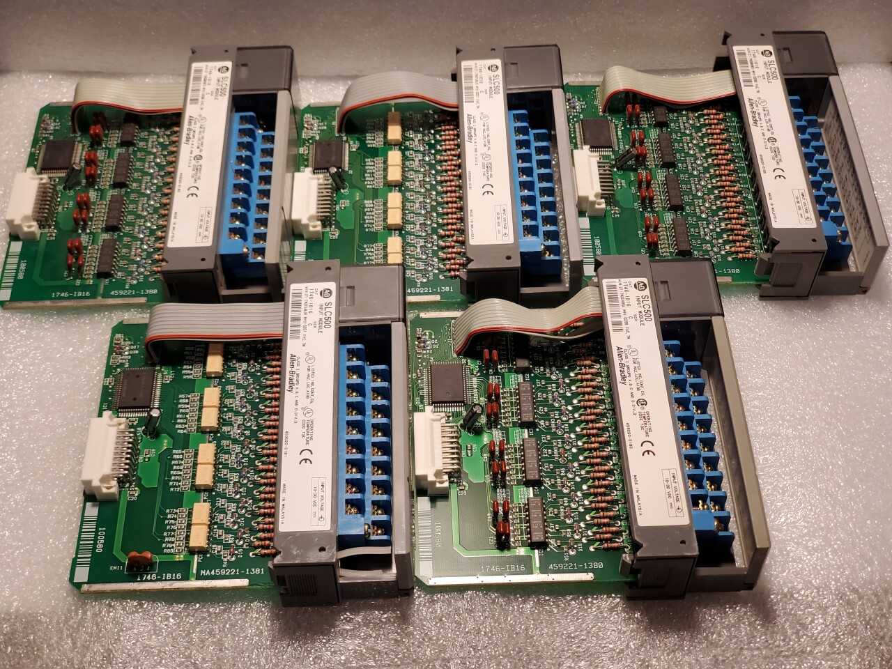 Lot of 10 Allen Bradley Assorted SLC 500 modules - AUTOMATION & CONTROLS