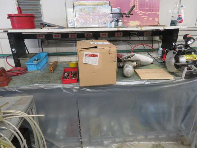 Table with Contents and Wilton Vice except for Grinder - MISCELLANEOUS