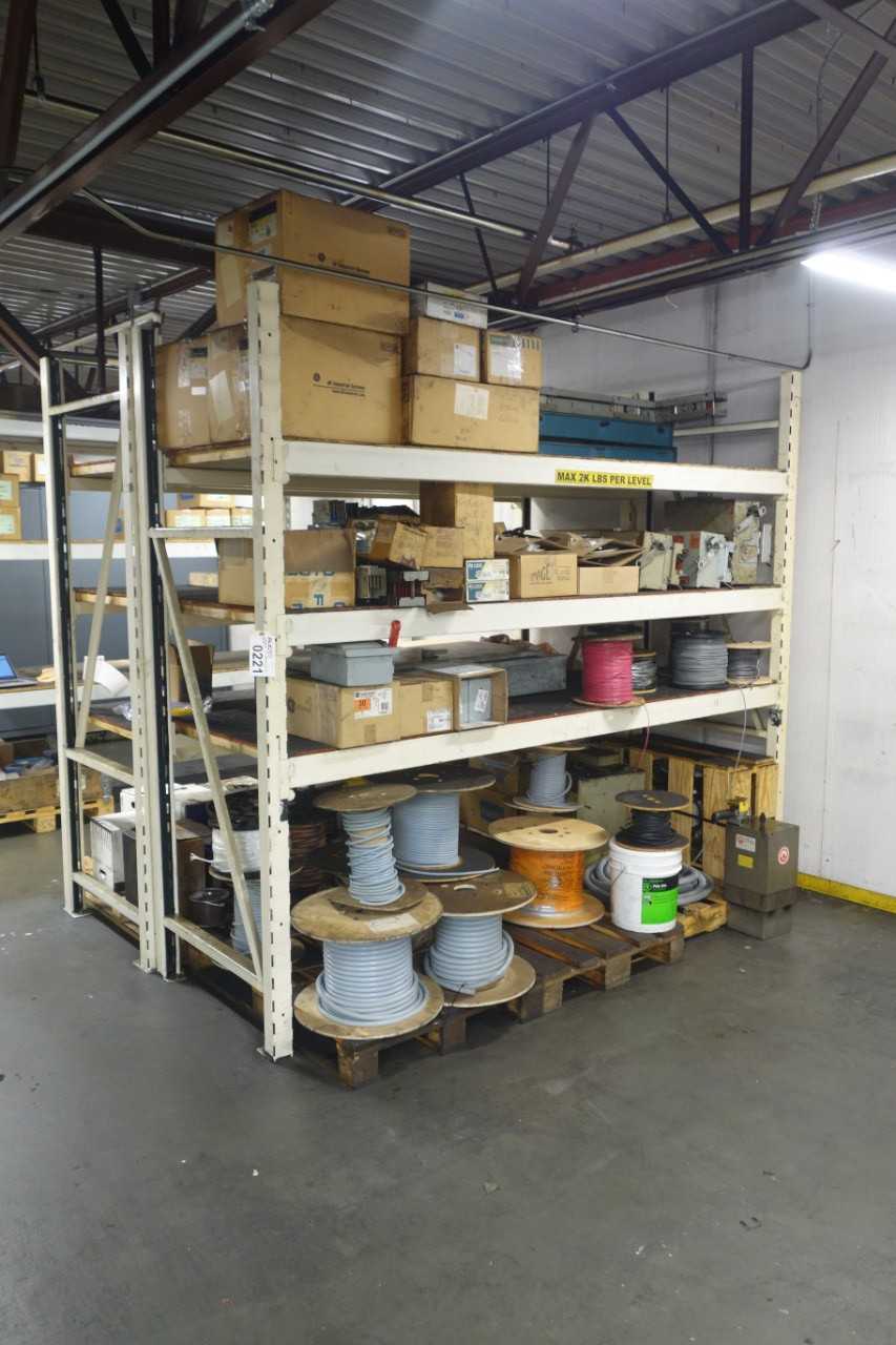 Contents of 2x sections shelving - SHELVING