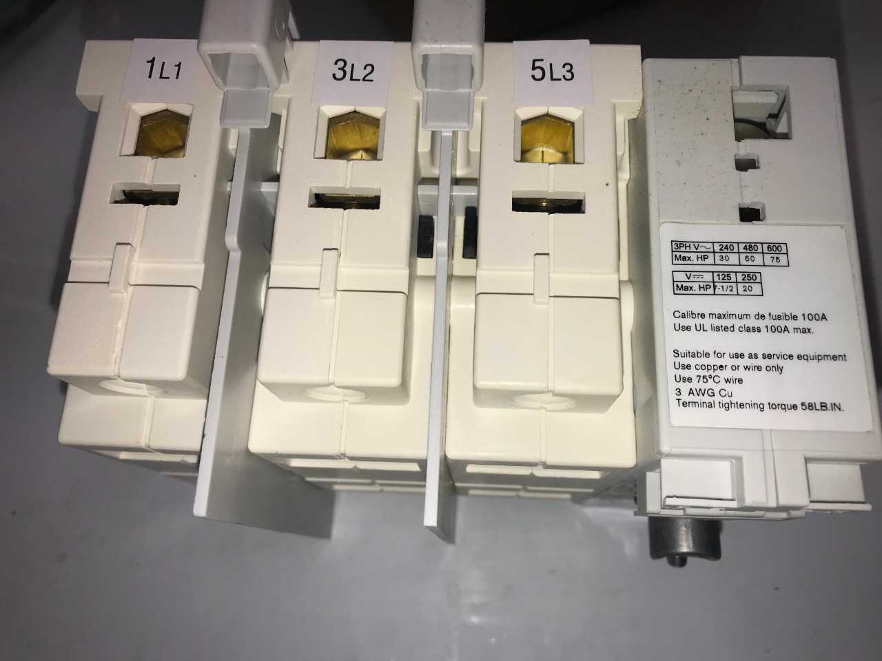 FERRAZ SHAWMUT SCV100U DISCONNECT SWITCH (QTY 1) - DISCONNECT SWITCHES