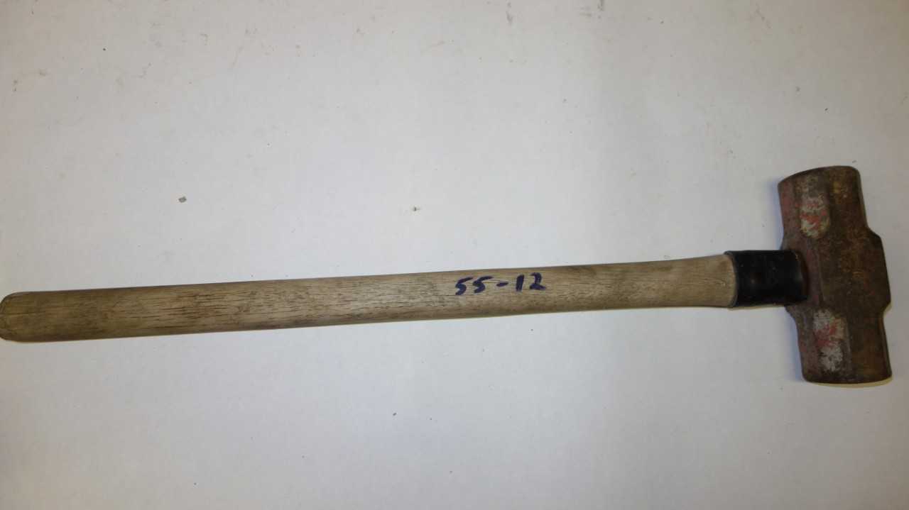 LOT OF 4 ASSORTED SLEDGEHAMMERS - HAND TOOLS