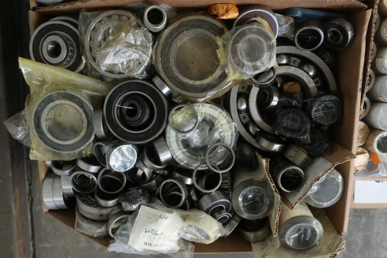 PALLET OF ASSORTED BEARINGS, ROLLER, PILLOW BLOCK, INSERT, FLANGE - BEARINGS