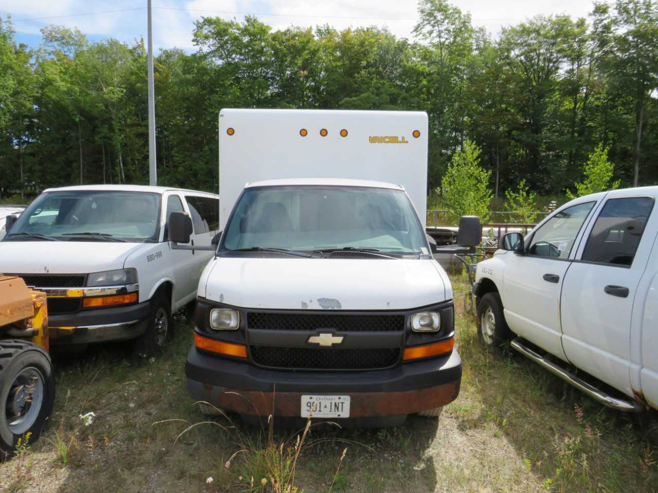 2004 CHEVROLET ETV CUBE VAN - HYDRO EXCAVATOR TRUCKS