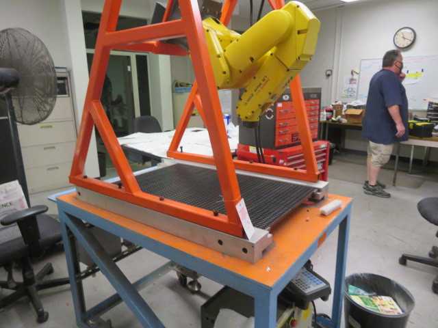 Fanuc Robot, LR Mate 2000 iC - MISCELLANEOUS