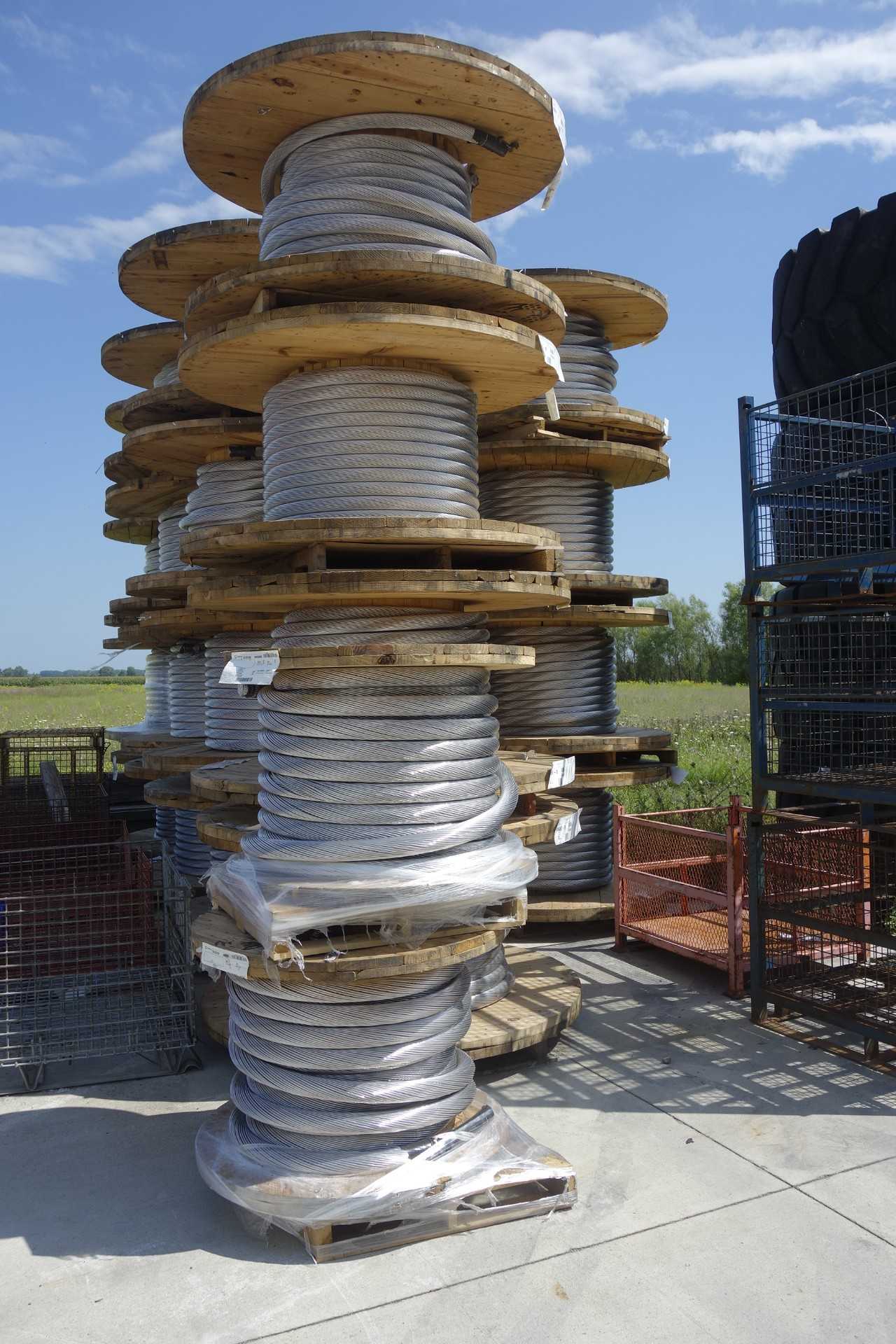 LOT OF 34 SPOOLS OF SOUTHWIRE ALL ALUMINUM CONDUCTOR WIRE - ELECTRICAL COMPONENTS