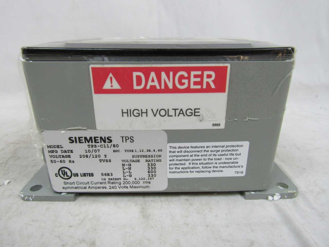 Quantity of 2x TPSC11080000000 SPD/Surge Protective Devices - VALVES