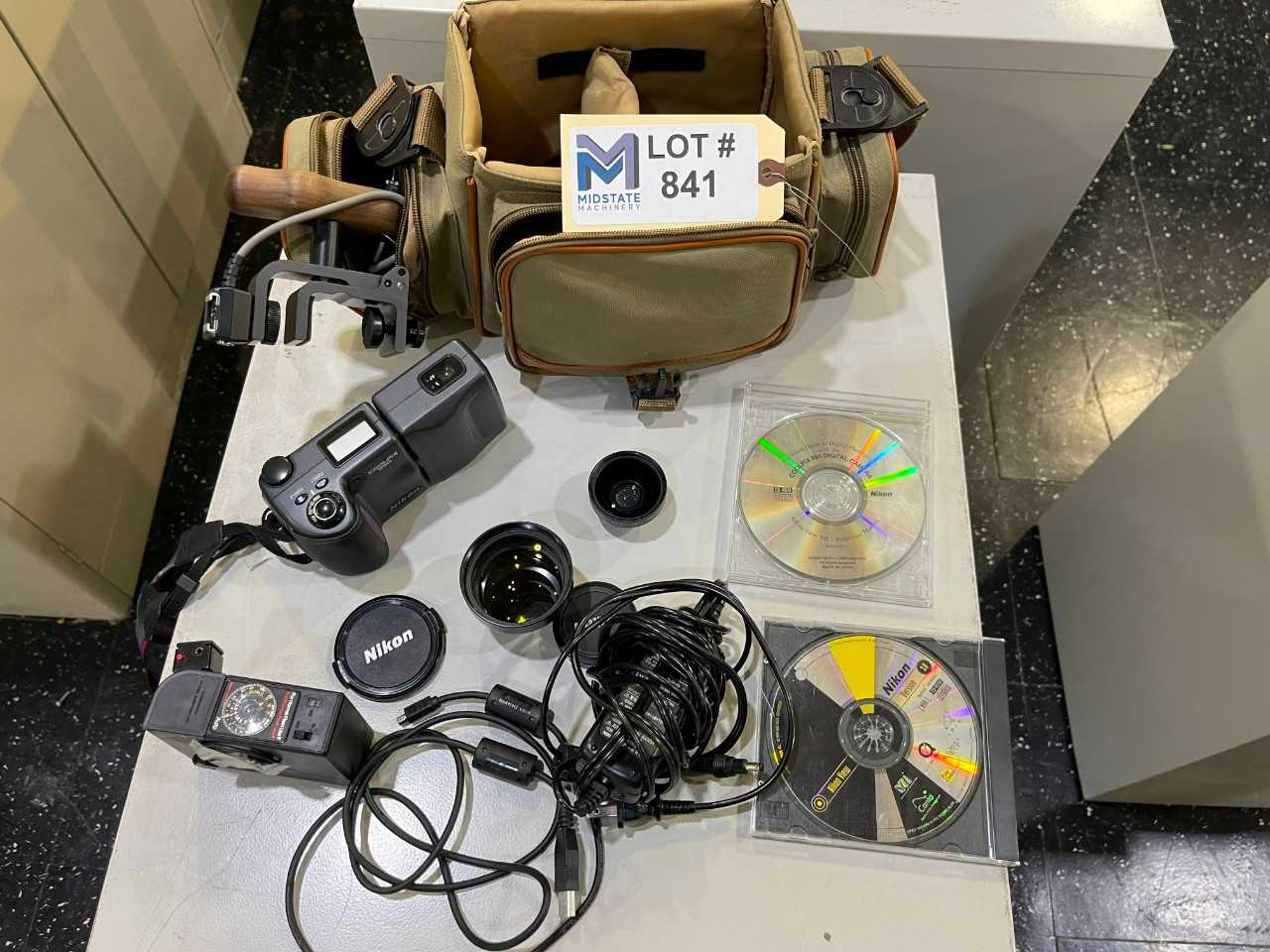 Nikon Coolpix Microscope Digital Camera W/ Acessories - LAB & SCIENTIFIC
