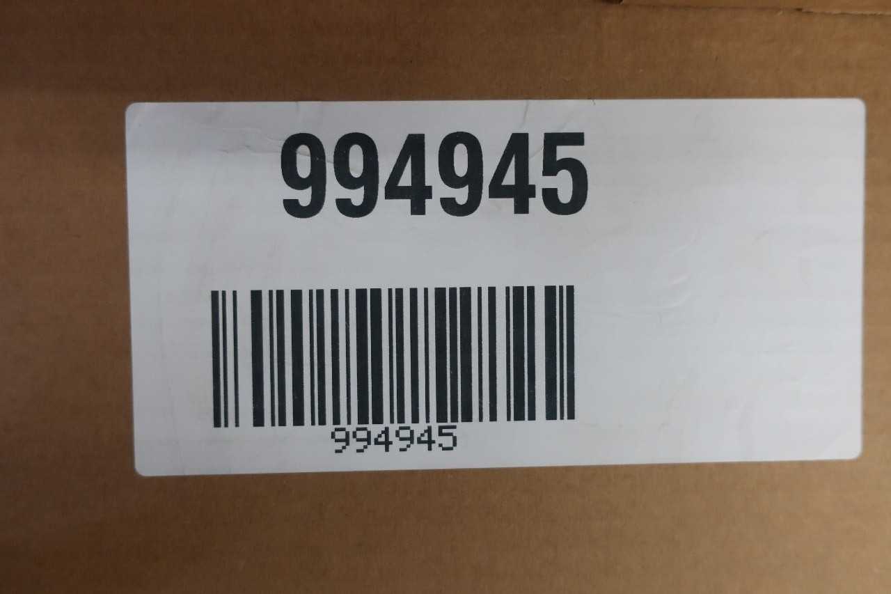 LOT OF ASSORTED SWAGELOK FITTINGS. - PROCESS EQUIPMENT