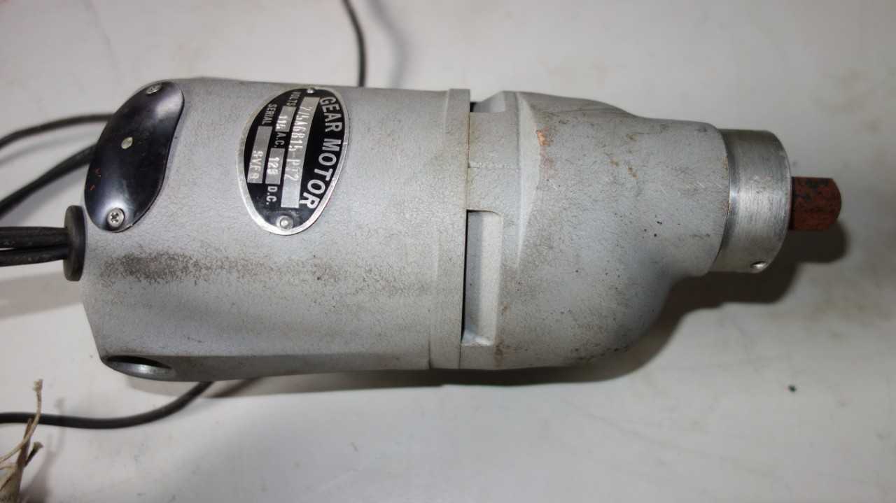 275A6815-PT2 115V-AC 125V-DC GEAR MOTOR - ELECTRIC MOTORS