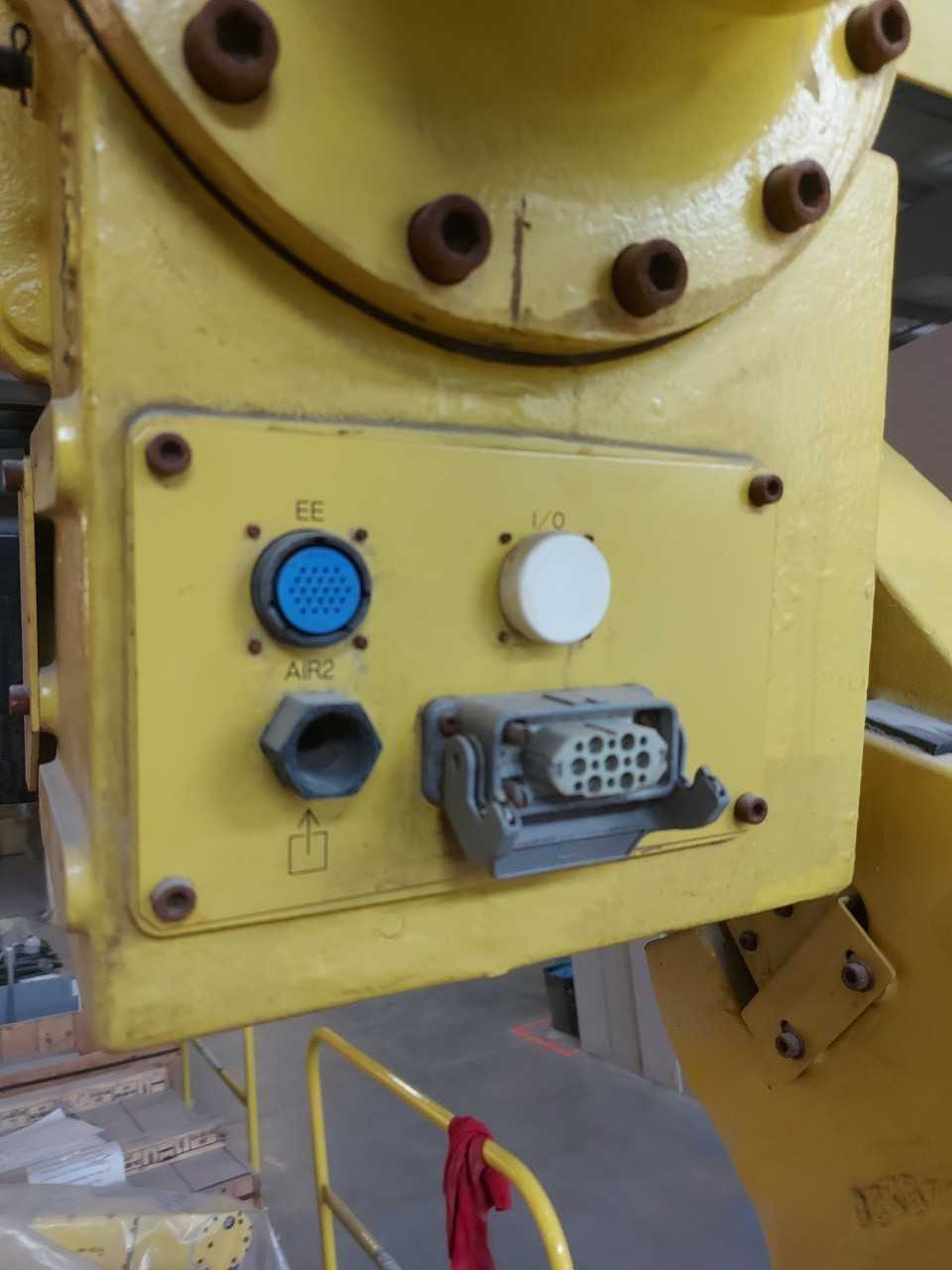 FANUC R-2000iA 165F ROBOT W/ FANUC R-J3iB CONTROLLER - INDUSTRIAL ROBOTS