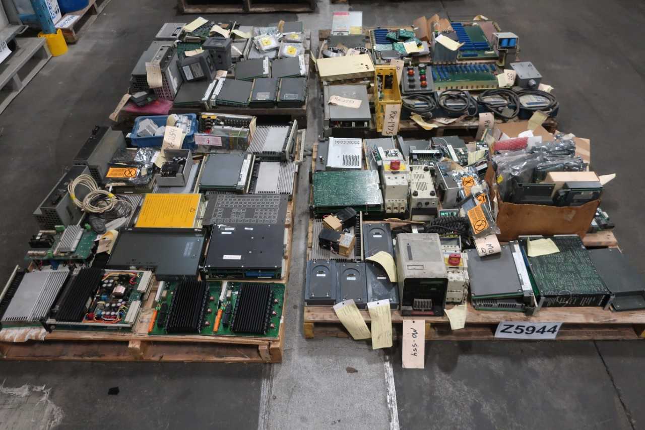 4 PALLETS OF ASSORTED ELECTRICAL EQUIPMENT - MISCELLANEOUS