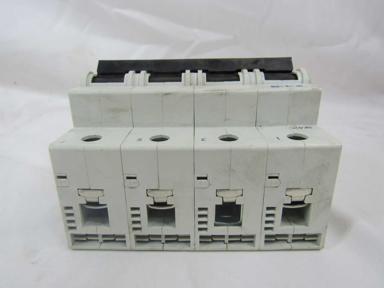 (3) Eaton mMCT-C100/4 Plug In 4P 100A 120/240VAC 50/60Hz - INDUSTRIAL PARTS