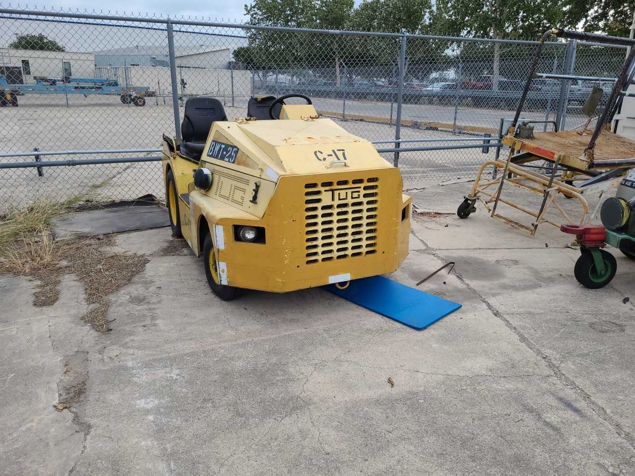 Tug (Lot 2586591) San Antonio, TX - PLANT & FACILITY EQUIPMENT
