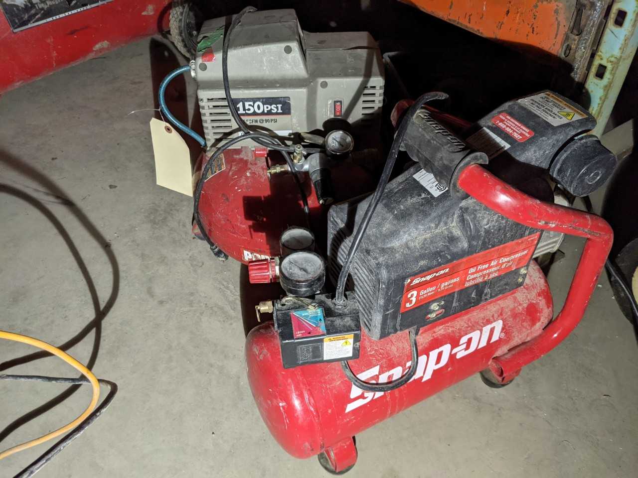 Lot of 2 Air compressor - AIR COMPRESSORS