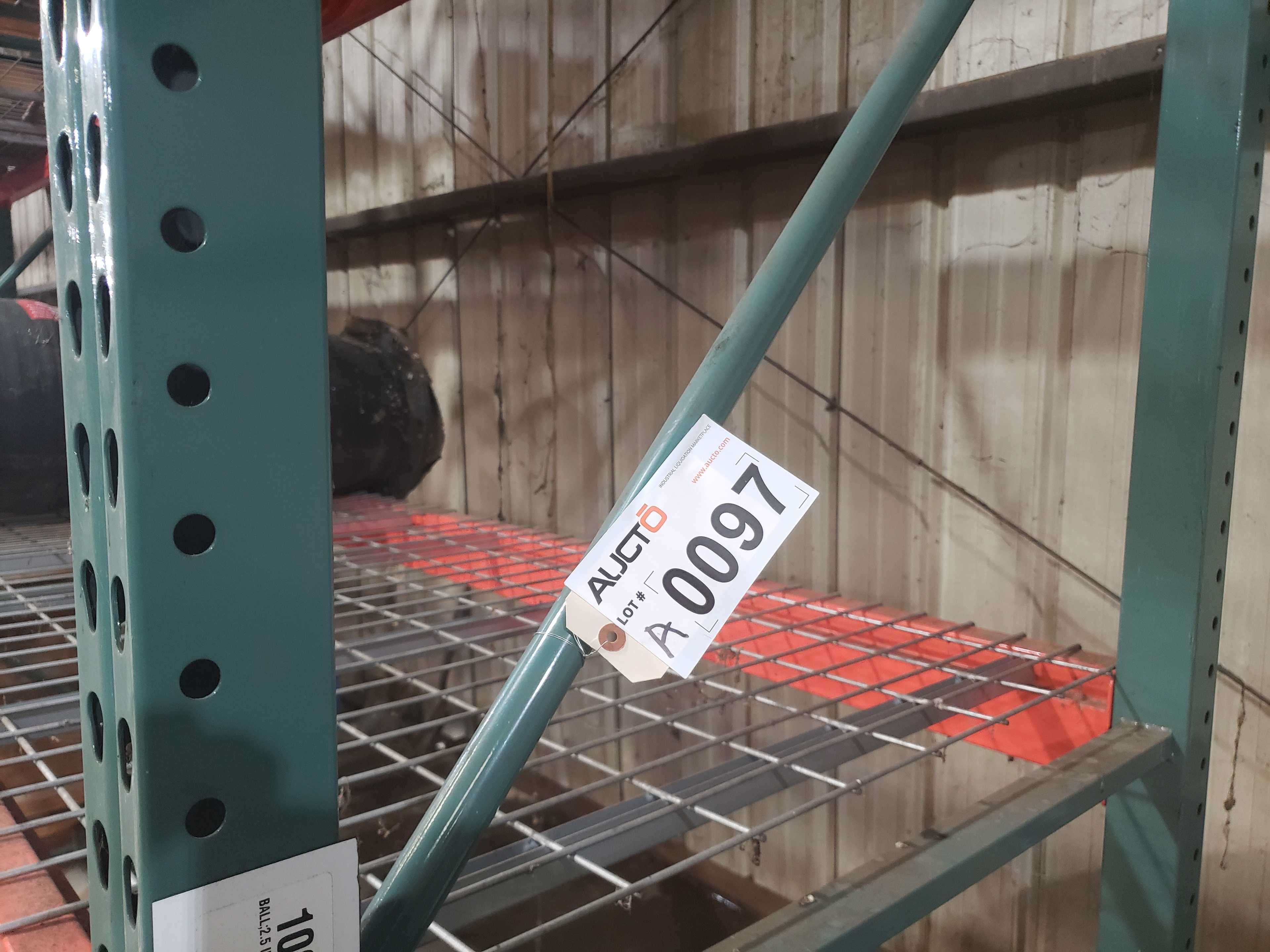 LOT OF PALLET RACKING - PALLET RACKING