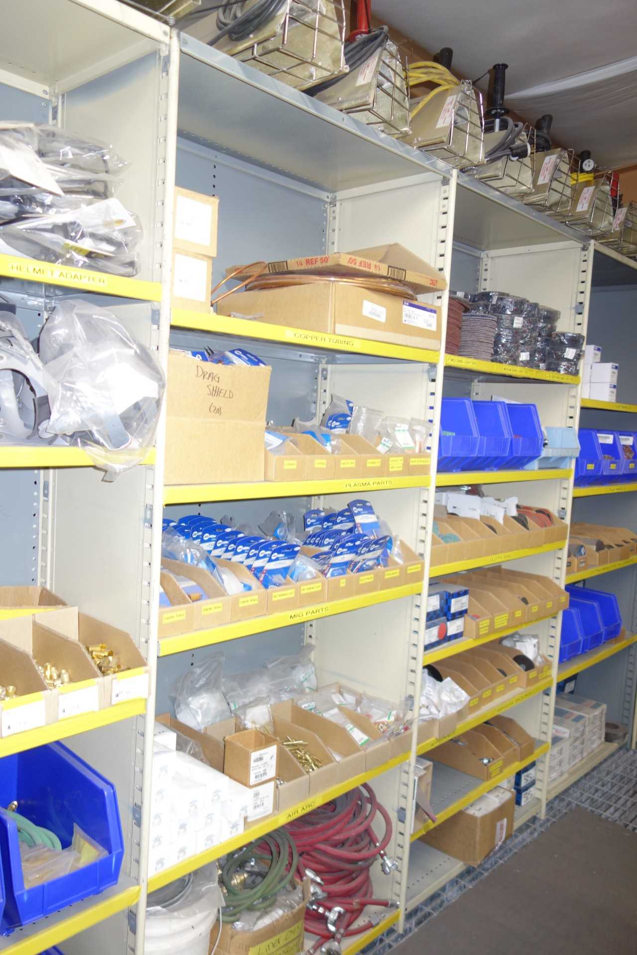 Contents of 4x shelving and cart - welding regulators, tips, torches, welding parts - WELDING EQUIPMENT